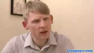 احب ان اتناك و يدخل الزب في طيزي وانا شاذ ساخن و اعشق النيك و الزب