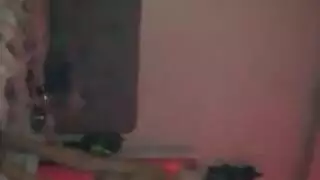 عاهرة مصرية هاردكور تخدم قضيب عربي كبير