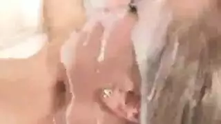 حامل متناكه