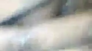 أجساد أجنبية، كلمات محلية: أفلام إباحية مترجمة بالكامل