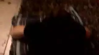 طلب بريء يتحول إلى لعبة شرجية سحاقية إباحية