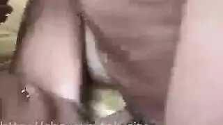 تمص زبه الصلب حتى ينزل