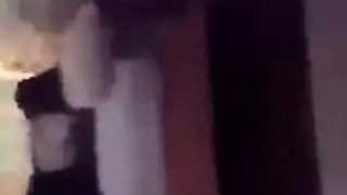 خنثى ذات قضيب كبير شرجي ومهبلي عنيف