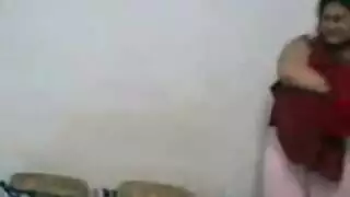 شرهة العاهرة المصرية للشرج الخشن والنكاح المهبلي