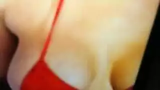 حلاقة كاملة، أصابع في الطيز، وإيلاج عميق مع لانا بيل