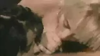 النجمه الهندية كارينا كابور في مشهد بيد إس إم هاردكور وجماع