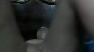 خيار ضخم يضرب كسًا يائسًا بقوة