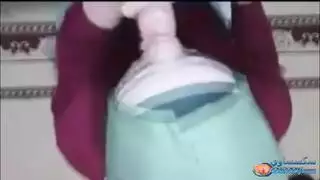 خيال الجنس الفموي العميق لفتاة عربية محجبة بأسلوب أفلام إباحية