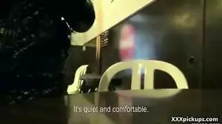 مص للفواتير: عاهرة متزوجة تبتلع من أجل المال