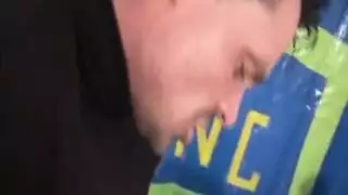 ٢ فيديو عراقي إكس إكس إكس: مص عميق، لحس، وقبلات نارية