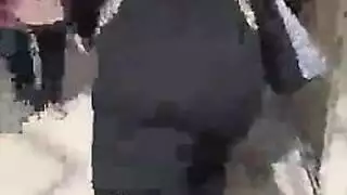 جماع جماعي خارجي: محجبات يستكشفن أجساد بعضهن