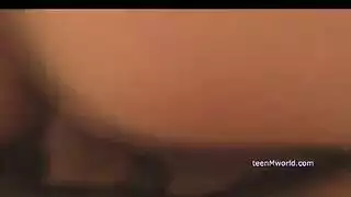 أخ يعلم أخته الجنس الشديد في درس حميمي