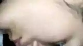 رحلة حافلة العصابة الجنسية: سيلفيا ستيلانا عديمة النقود تدفع بفتحاتها