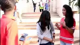 إباحي مجاني: راقصة البطن تصبح عارية تمامًا في عرض خاص