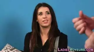 عاهرة أنيقة تفضل الجنس العنيف على رجلها