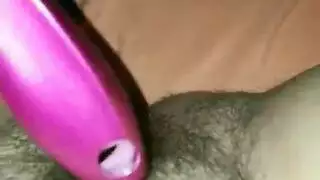 هواة الوشاح يخضعون للهيمنة في مشهد إباحي قاسٍ