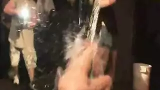 انتهى الدرس: الطالبات المشاغبات يتم تعبئتهن بالسائل المنوي