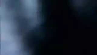 شرجي عنيف مع عاهرة في مكان عام