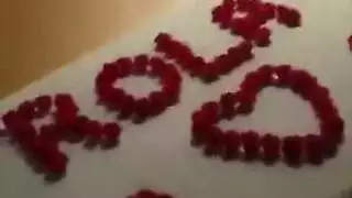 يوم المنتجع الصحي يتحول إباحيًا بينما تبلع رولا السائل المنوي بعد المساج