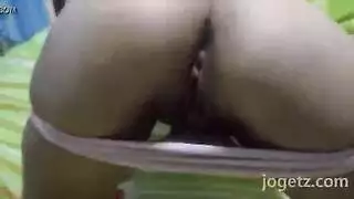 إباحي متحرك: بدلة وربطة عنق قاسية