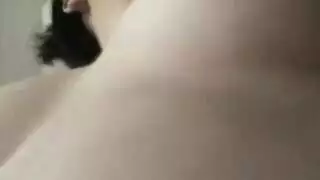 خلف الكواليس: جلسة تصوير إباحية صريحة لسمية الخشاب