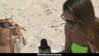 حركة شرجية خام: لا رحمة على ذلك الثقب