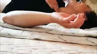 فاتنة مفتنة تتناك لأول مرة