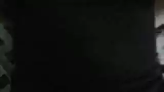 ثدييها مكشوفان وتؤخذ: صديقة الزوجة السابقة تحصل على جنس خشن