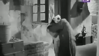 أفلام جنس عربية تقليدية: قبلة فرنسية رطبة تقود إلى جنس جامح