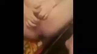 سعودية تتعري