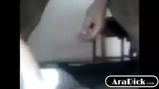 بمت لبوة جميلة تمص الزب الاسود ويقذف في شفايفهاء