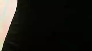 عاهرة الكاميرا المحتاجة استمناء الصباح يتحول إلى جنس عنيف لأجل المال