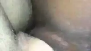 عاهرة أشقر كبيرة الثدي تنكح بقضيب شاحب