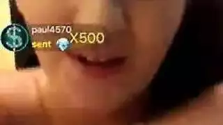 لاتينا بفرج مبلل تبتلع قضيبًا أسود سميكًا في مشهد إباحي صريح