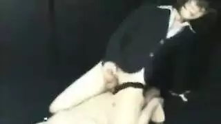 9 عاما زي خنثى الهيمنة