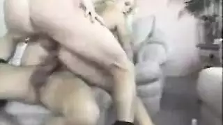 سيلفيا سانت مارس تمارس الجنس في الغابة