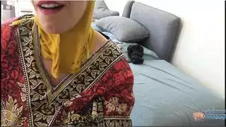 فيلم سكس مغربي: قضيب كبير في مهبل ضيق