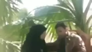 خيال جنس فموي مزدوج مع فتاة جامعية ساخنة ينتهي بابتلاع المني