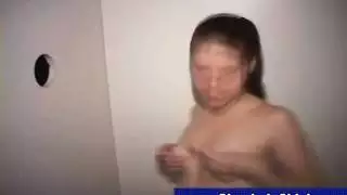 وجهها يُنكح ثم اختراق مزدوج حتى تختنق بالمني الساخن