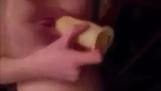 ساخنة وجريئة: القلب القرمزي يُخاط بقضيب الغريب الصلب