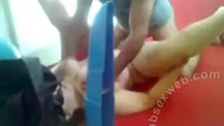 سكس غرفة النوم المصري: الجارة تأخذه بوضعية الكلب من عادل