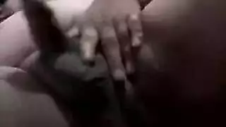 إيلاج مزدوج بقضيب أسود كبير لسمراء ممتلئة في فان