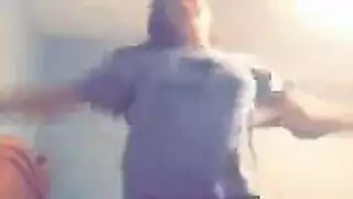 عاهرة مراهقة مفلسة تحصل على فعل إكس إكس إكس قاسي