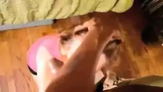 الشقراء المتزوجة تأخذ قضيب أسود كبير في كل فتحة