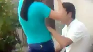 مغامرة جنس علني: نيك كلب خشن في الحديقة