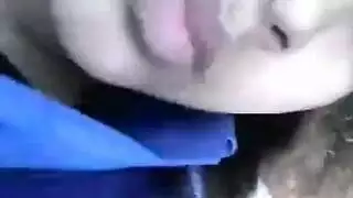 طالبات مثليات: علاقة شرجية صريحة واستخدام ألعاب جنسية