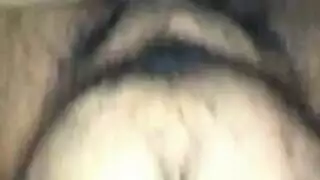 شفار مهبل مبلل يستفز ويلعب