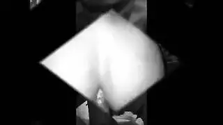 إباحية xxx قبض: ملء فتحتها بكلتا يديها