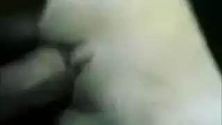 أول مرة شرجياً: عربية تأخذ ضربات جنسية قاسية