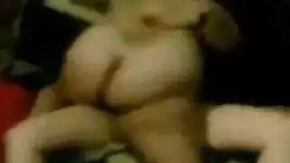 سحاقيات مصريات في عمل متوحش: مقص ورش